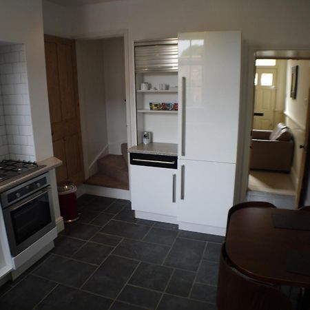 22 Mill Road Villa Lincoln Bagian luar foto