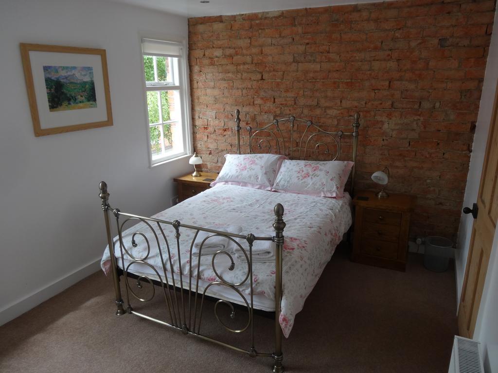 22 Mill Road Villa Lincoln Bagian luar foto